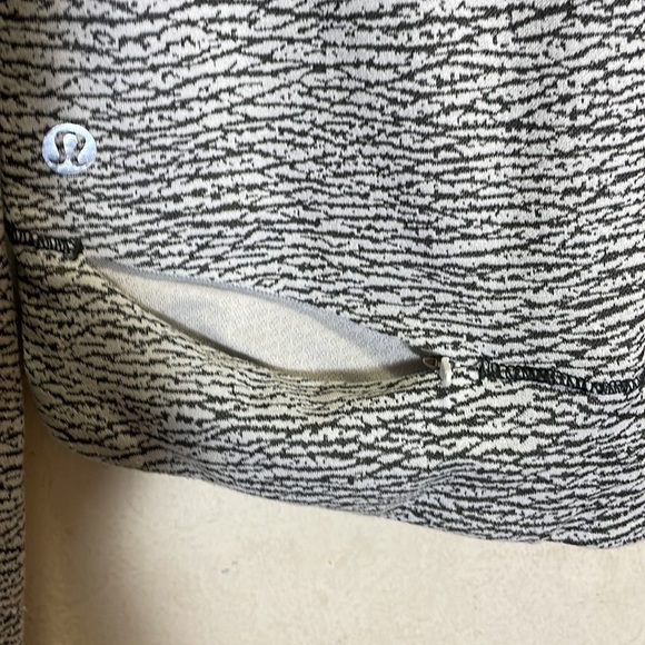 Lululemon Squad Goals Hoodie Sheer Luon Pebble Jacquard V1 Size 6 - Picture 10 of 12